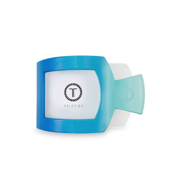 Medium Flat Square Clip / Poolside