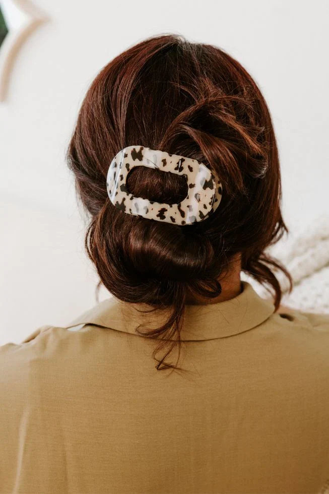 Medium Flat Clip / Blond Tortoise