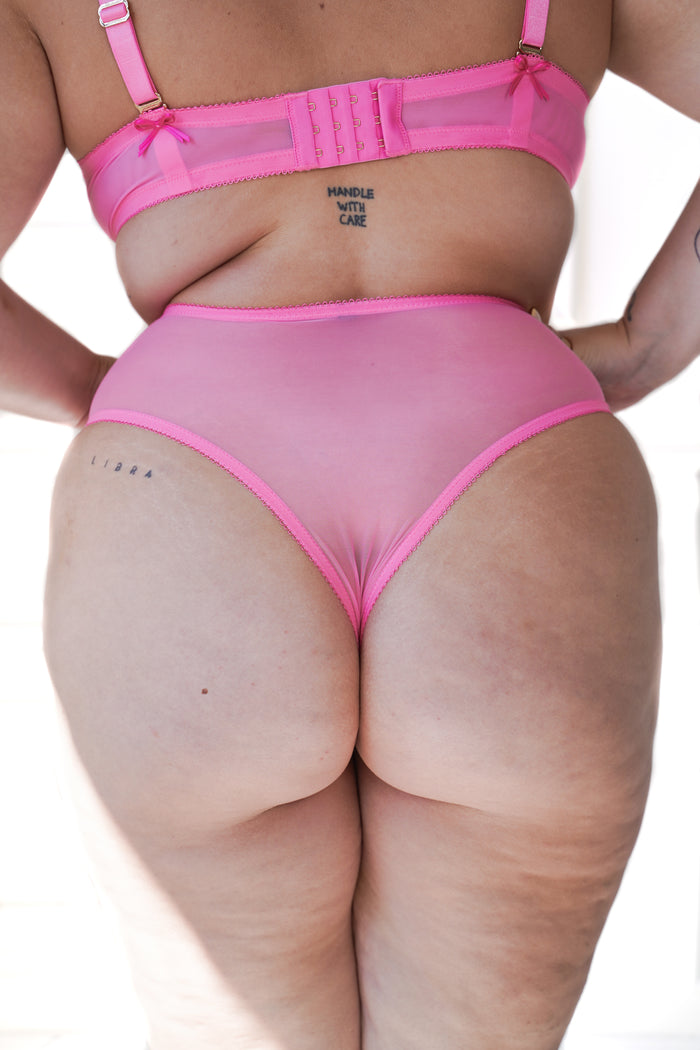 LILUNDERWEAR Rosalina Brésilienne Rose - culotte brésilienne vue de dos