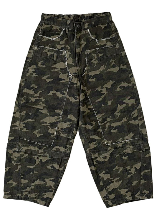 Suggestion Wasteland Camo Patchwork Baggy Pants in camo print with raw-edge patchwork panel on baggy pants — flat lay front