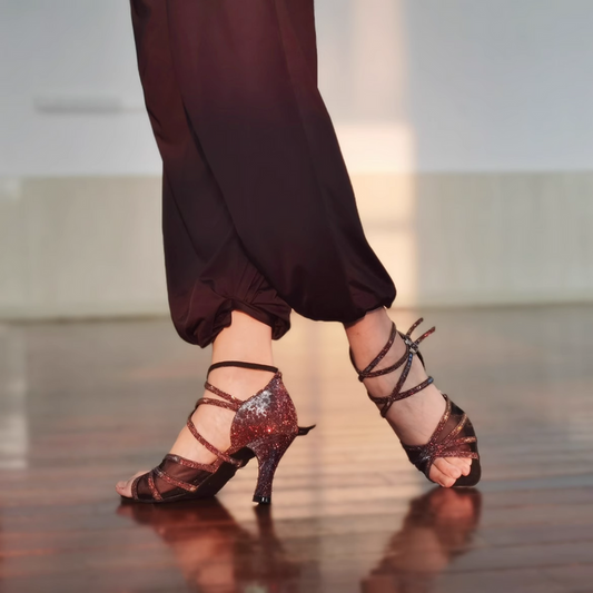 Women's Sparkling Glitter 5.6cm Heel Ballroom Dance Shoes/Latin Shoes
